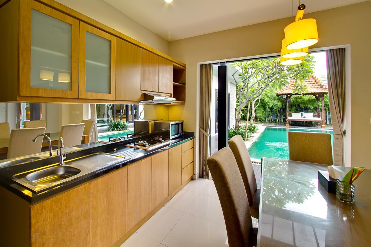 The Nibbana Villas Seminyak Esterno foto