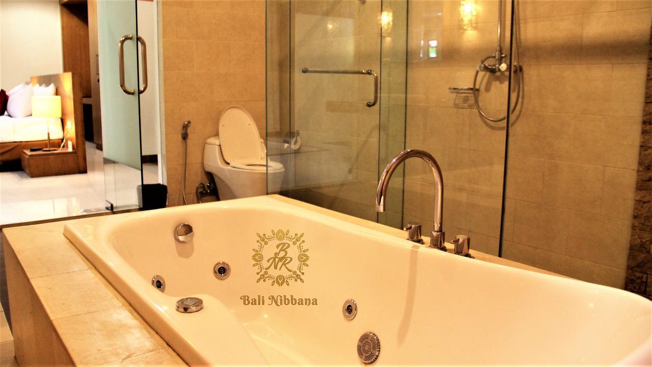 The Nibbana Villas Seminyak Esterno foto