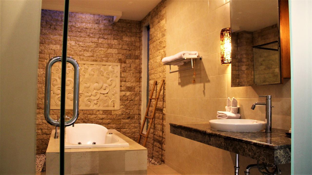 The Nibbana Villas Seminyak Esterno foto